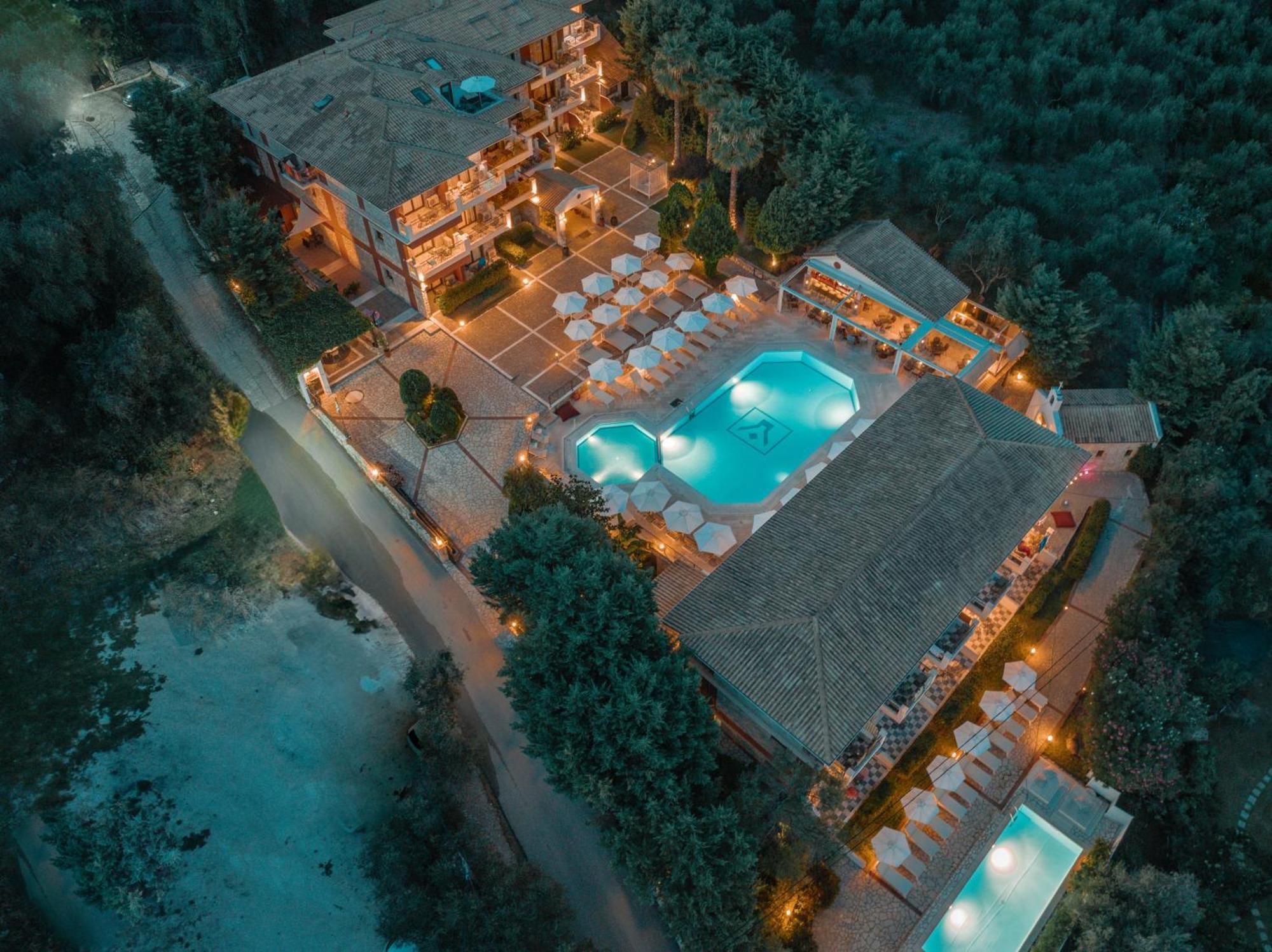 Dracos Hotel ปาร์กา ภายนอก รูปภาพ