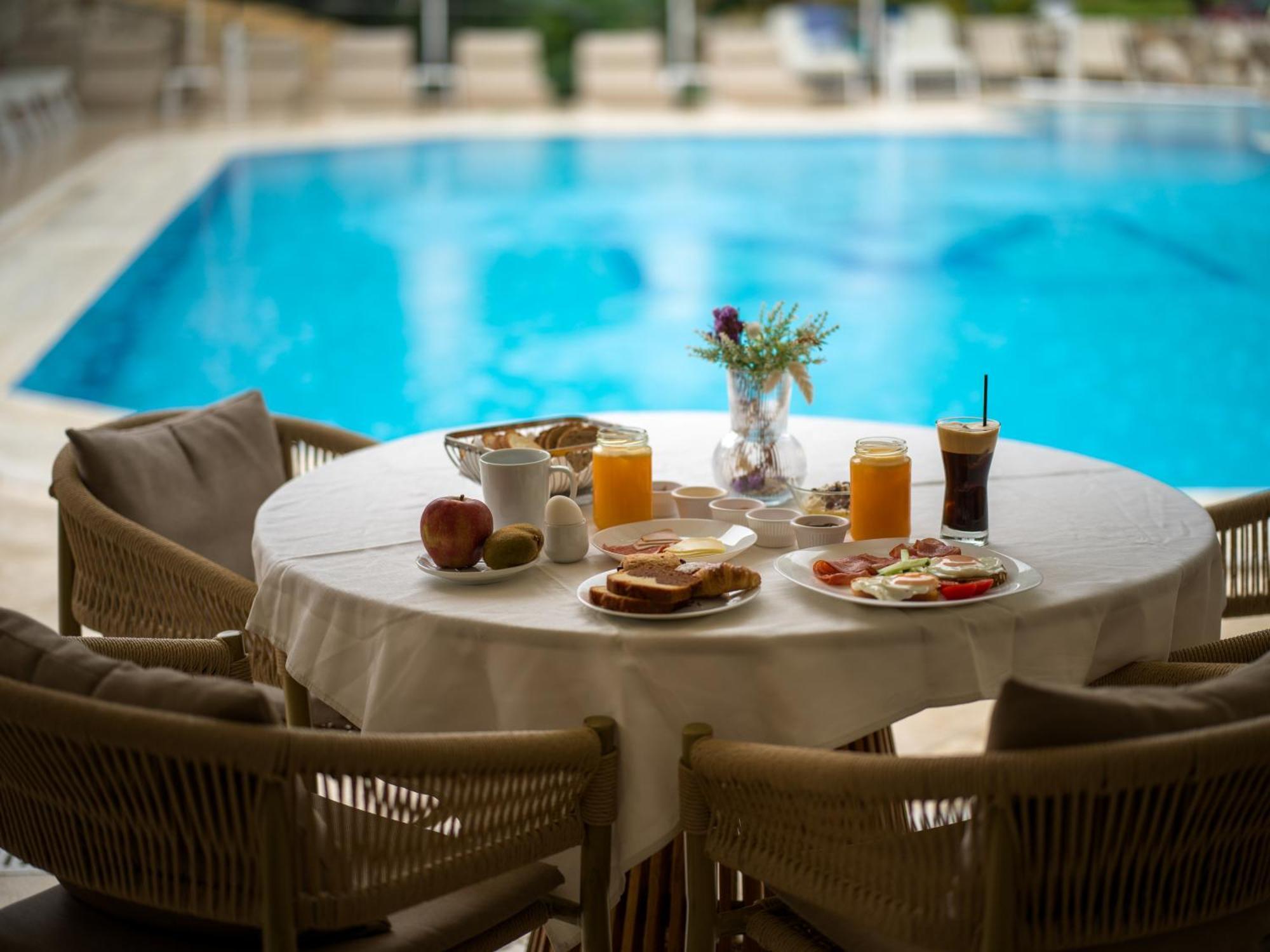 Dracos Hotel ปาร์กา ภายนอก รูปภาพ